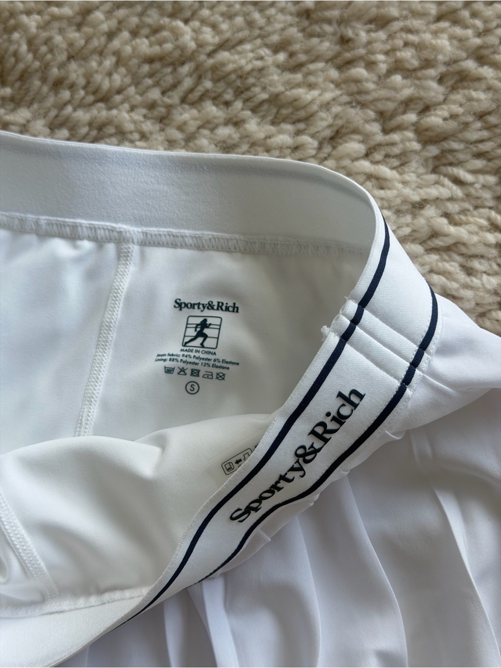 Sporty & Rich Serif Logo Pleated Skirt - White/Navy - Picture 7 of 8